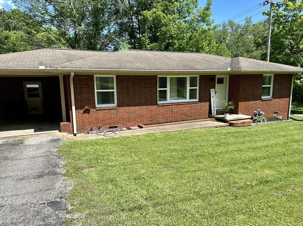 146 Washington Ave, Camden, TN 38320