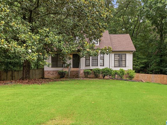 2nd image of 5513 Heath Row Dr