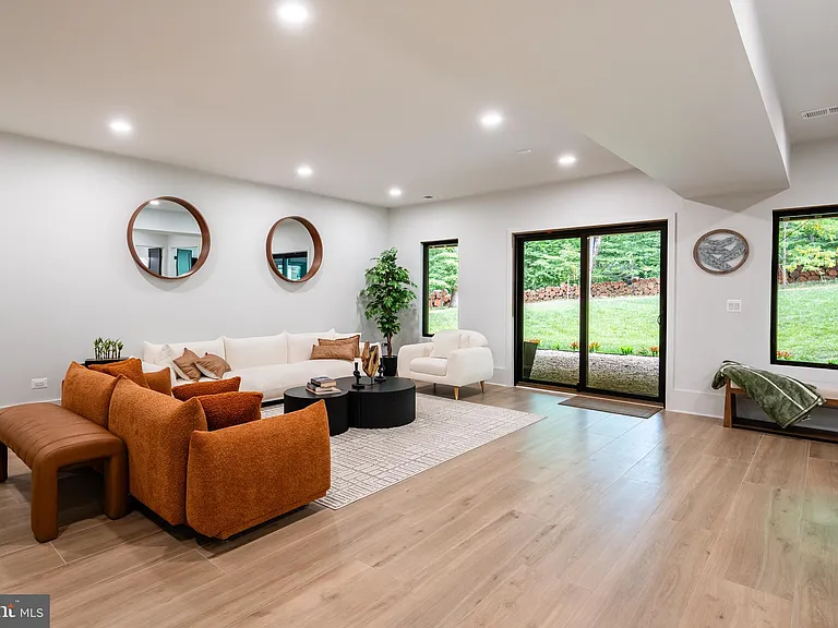 40388 Manbar Ln — Photo 46