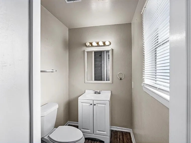 6414 Heatherbloom Dr — Photo 18