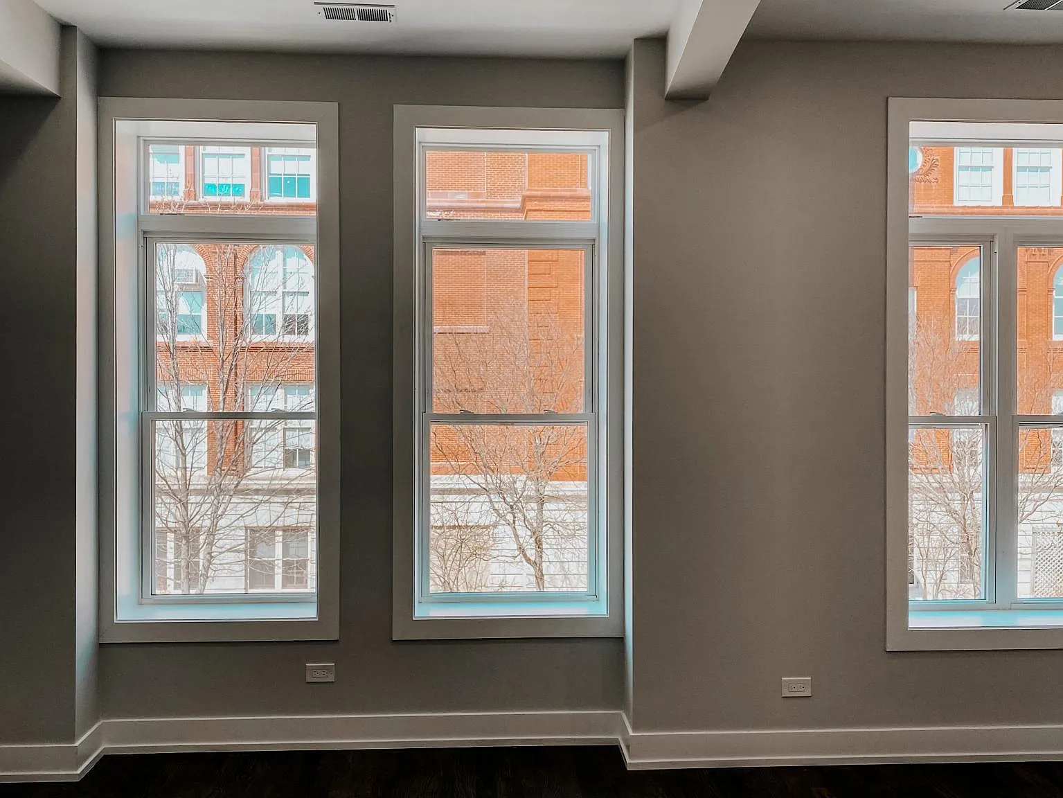 2 bed, 1200 sqft, $2,675 — Photo 3