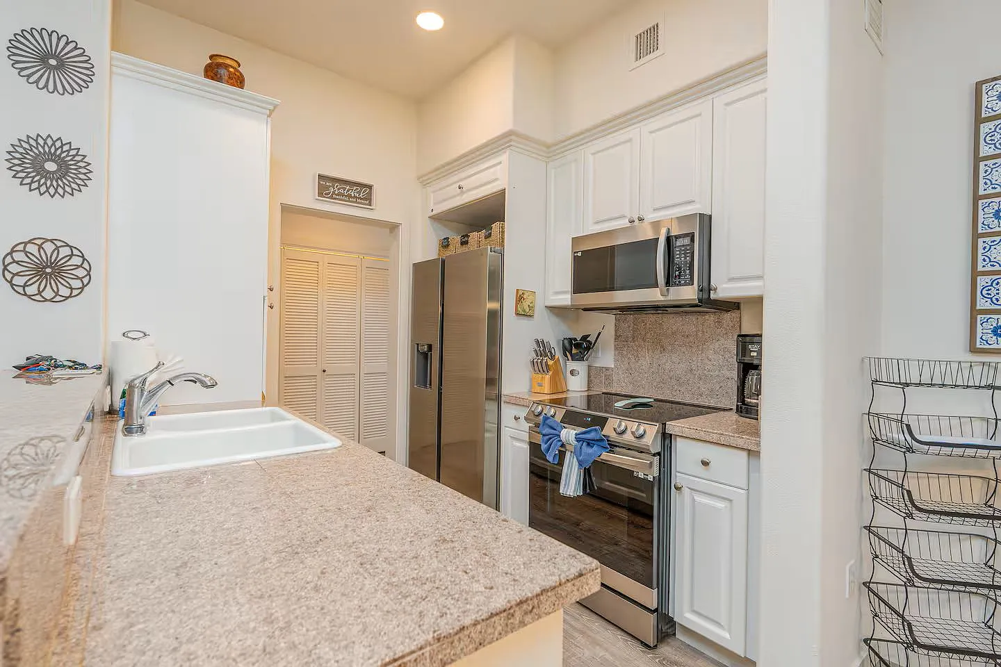 2 bed, 1193 sqft, $5,250 — Photo 4