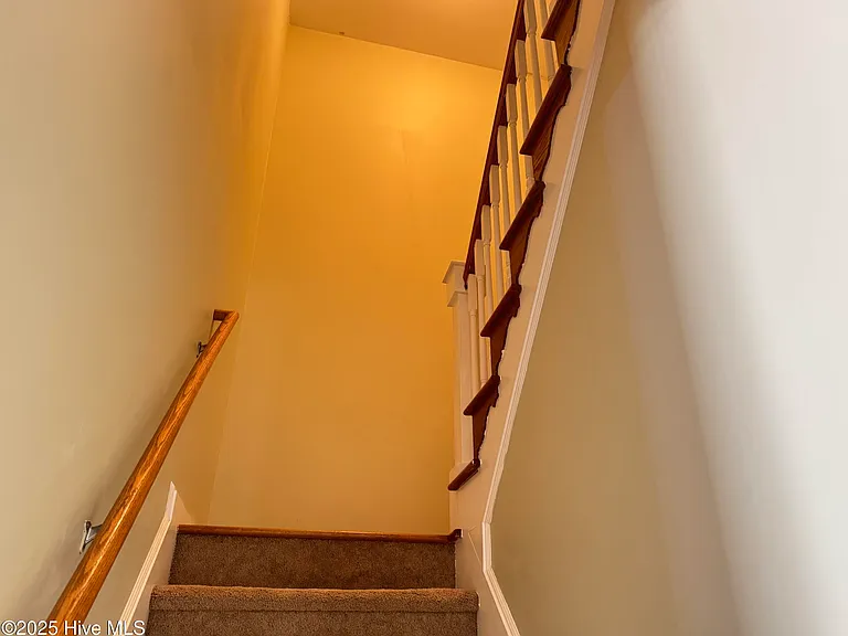 1801 Fox Den Way #2 — Photo 11