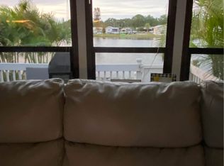 800 Kay Rd NE, Bradenton, FL 34212
