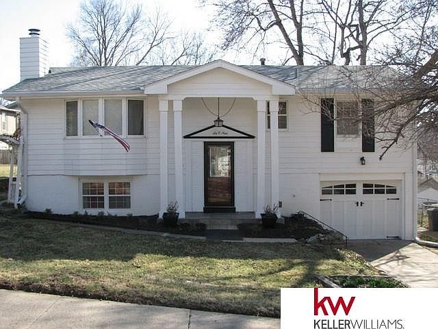 1st image of 609 D Ave