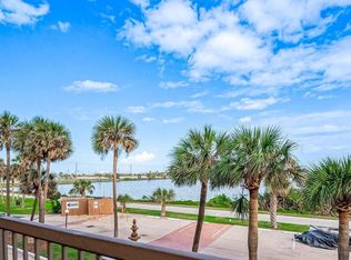 9520 Seawall Blvd APT 135, Galveston, TX 77554