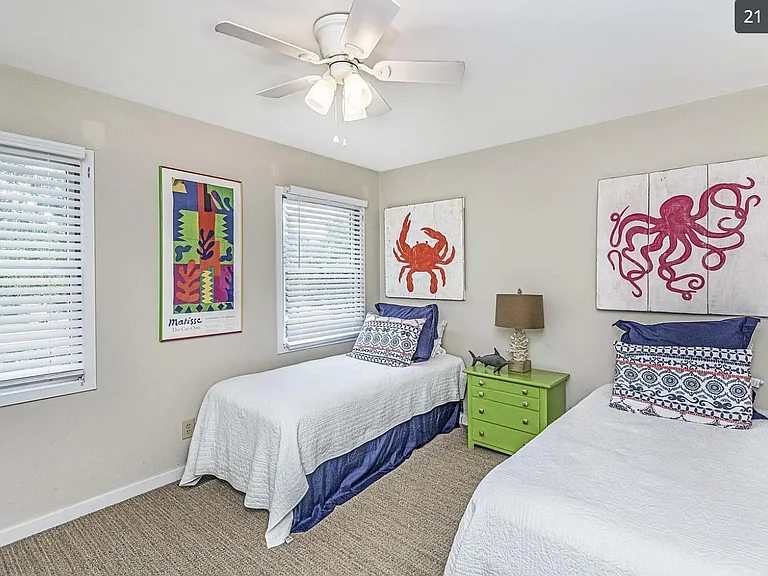 806 Carolina Blvd — Photo 13