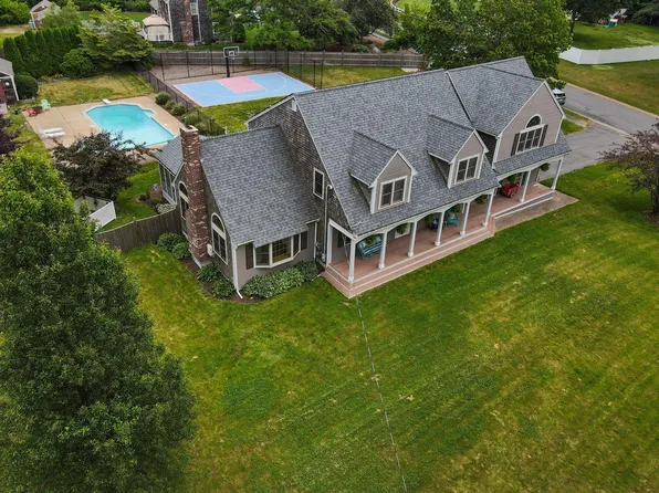 2 Old Farm Road, Halifax, MA 02338