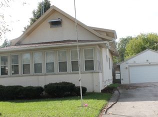 206 W Main St, Early, IA 50535