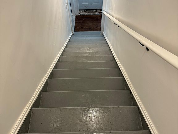 4th image of 2007-9 Woodlynne Ave #2