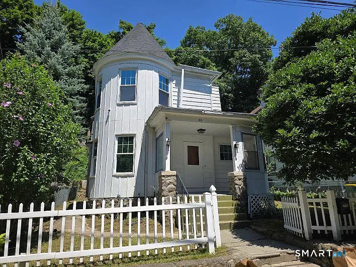 86 Bidwell St