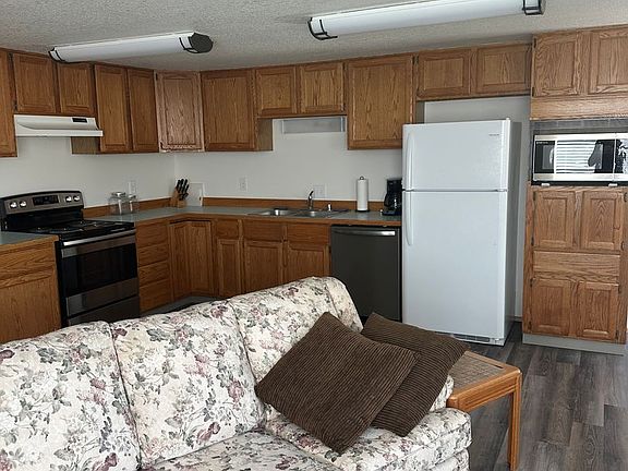 4th image of 1516 Road D NE