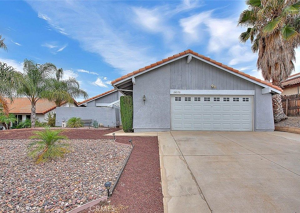 1st image of 24570 Summerfield Dr