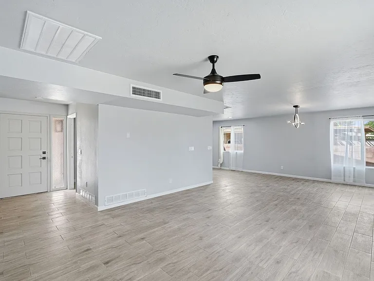 3455 S Magda Ave — Photo 7