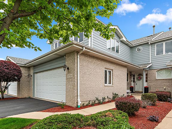 2nd image of 8738 Ballycastle Ln
