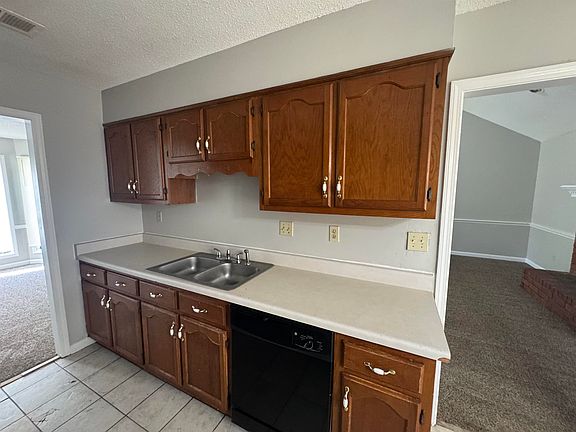 3rd image of 7266 Woodshire Rd
