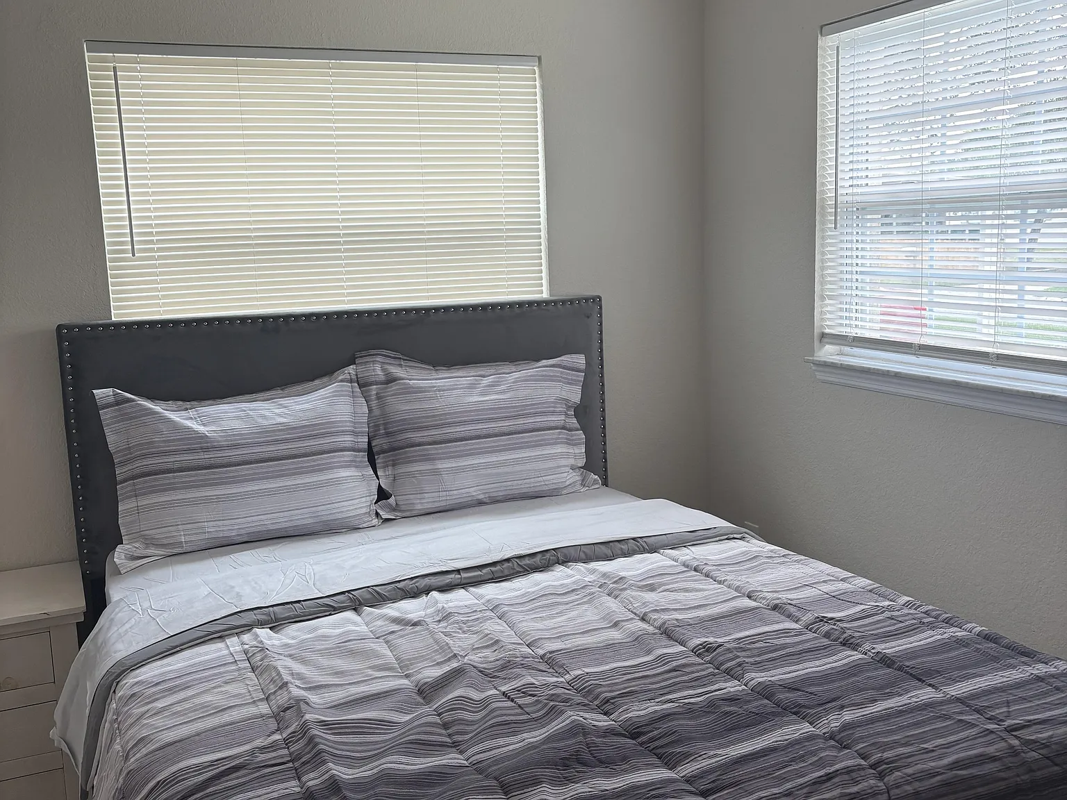 4 bed, 3.0 bath, 1868 sqft, $910 — Photo 3
