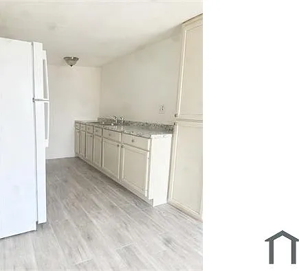 1 bed, 550 sqft, $1,000 — Photo 3