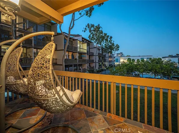 7339 Marina Pacifica Dr N, Long Beach, CA 90803