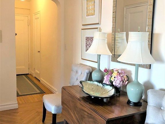 3rd image of 5 W 86th St APT 2E