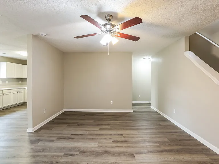 1146 Brookstone Rd — Photo 6