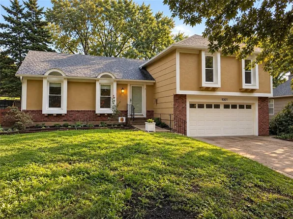 9301 Lamar Ave, Overland Park, KS 66207