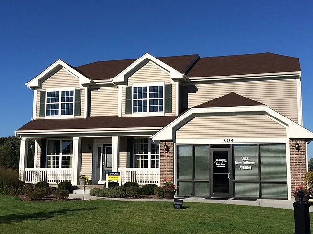 204 Bolton Ct photo 1