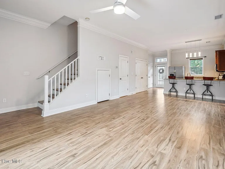 5147 Exton Park Loop — Photo 10