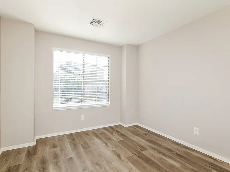 14101 N 127th Ln — Photo 10