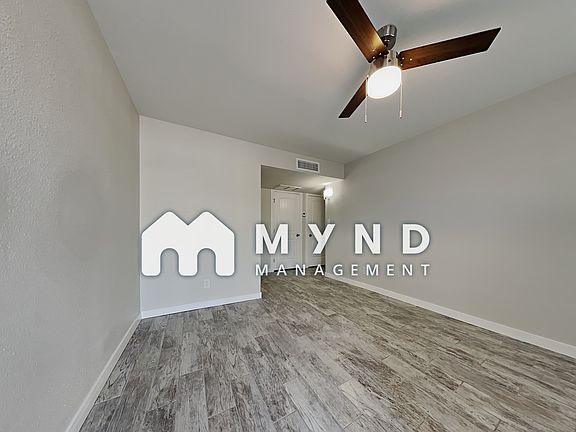 3rd image of 1302 E Vista Ave APT 3