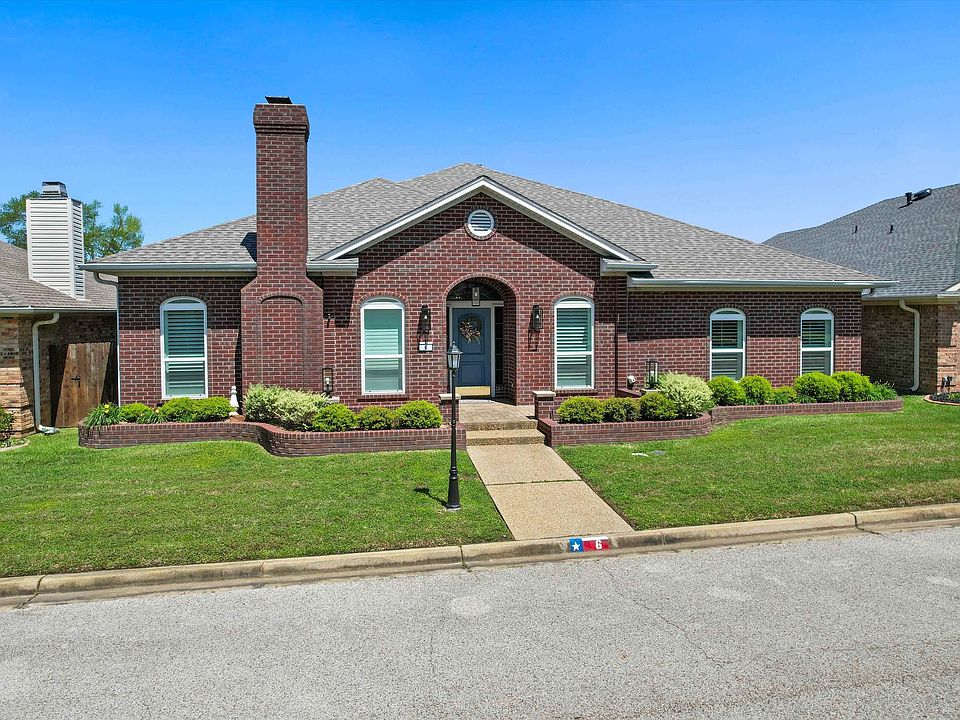 1st image of 6 Friendswood Dr