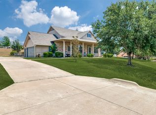 10700 Los Rios Dr, Fort Worth, TX 76179