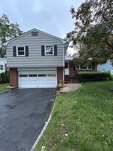 383 Jefferson Ave Photo 1