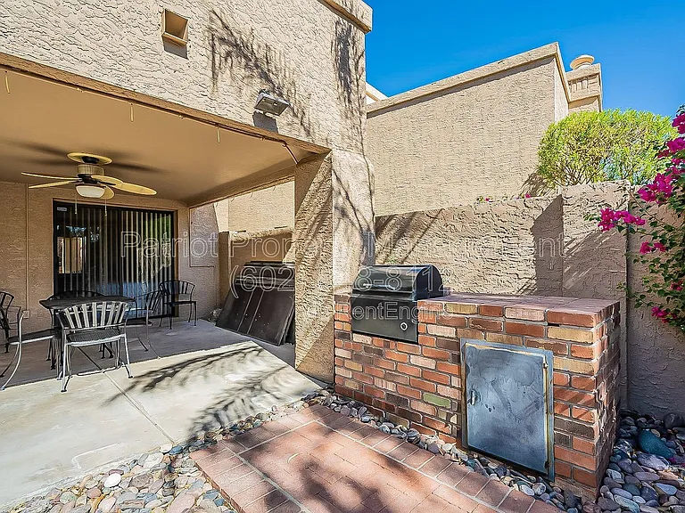 10527 E Fanfol Ln — Photo 54