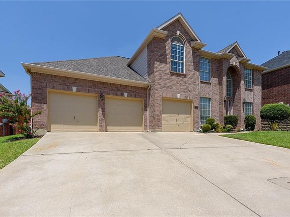 2nd image of 912 Kingwood Cir