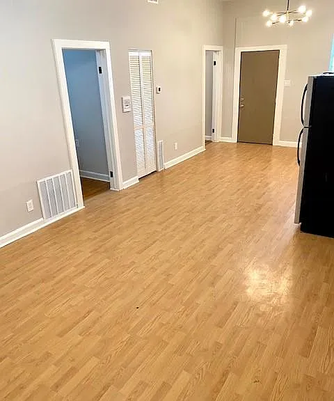 2634 W Thomas St #1R — Photo 14