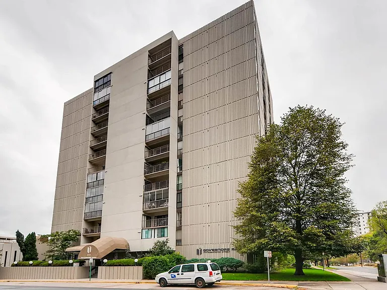 777 N Washington