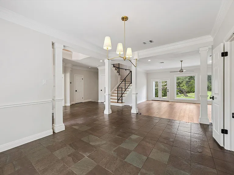 5908 Down Valley Ct — Photo 6