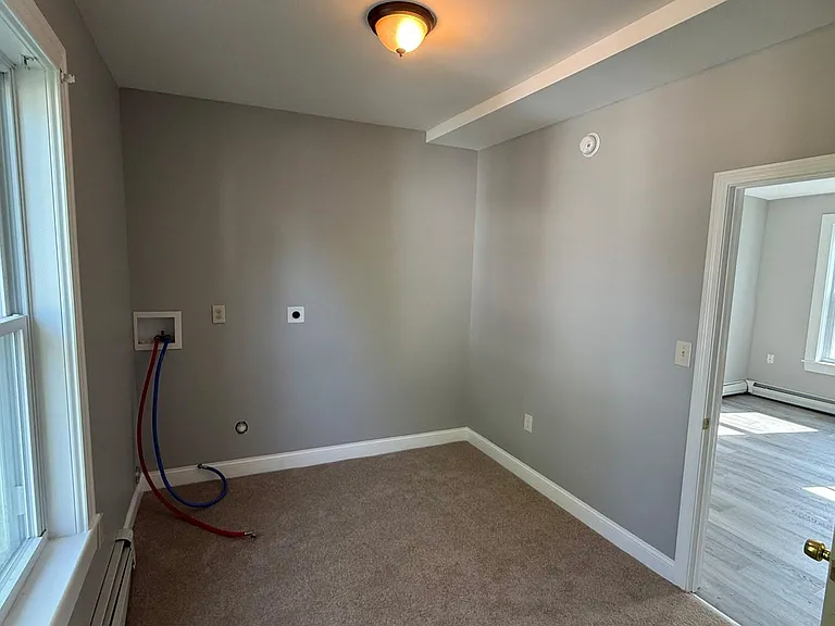 152 Pearl St #2 — Photo 10