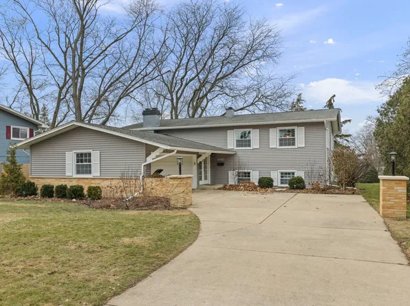 5804 Primrose Ave, Lisle, IL 60532