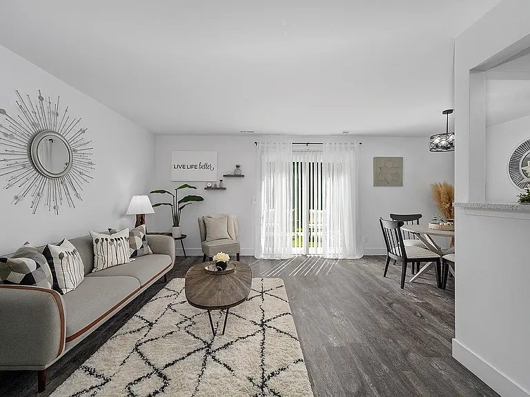 Ivy Hills Living Spaces — Photo 138