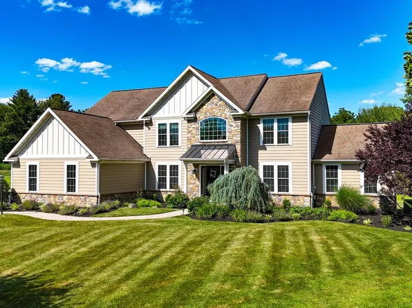 110 Heritage Ct, Phoenixville, PA 19460