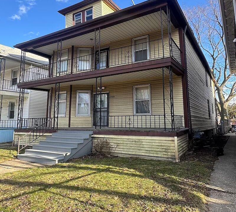 1st image of 3416 Comstock St