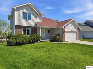 7910 Forbes Ct, Lincoln, NE 68516
