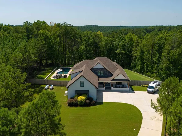 277 Cornerstone Dr, Calera, AL 35040