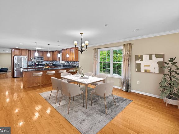 3rd image of 5402 Odell Rd