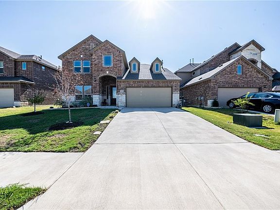 3rd image of 20409 Whimbrel Ct