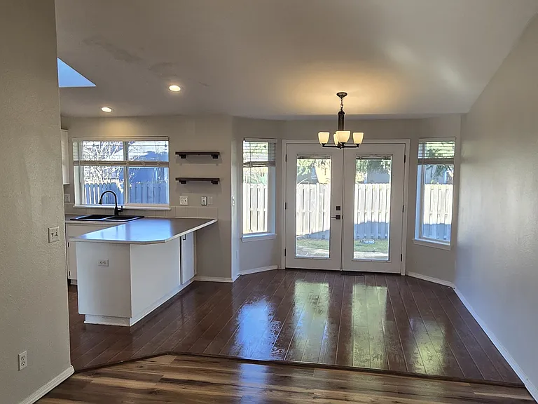1065 Meadowlark Pl — Photo 7
