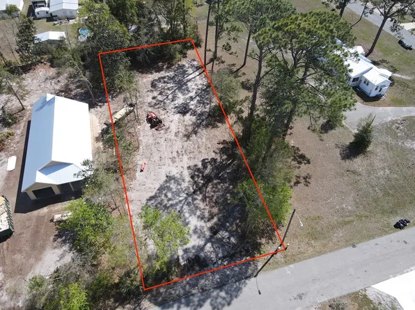 902 16th St, Pt Saint Joe, FL 32456