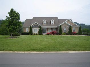 1419 Legacy Bay Dr, Mooresburg, TN 37811